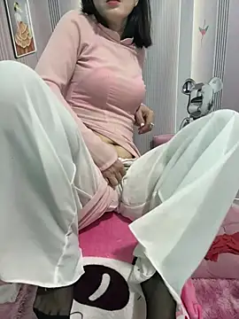 Nana-19 - Show boobs oil