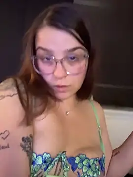 Joeystaciee - Panties off + toy ctrl LT