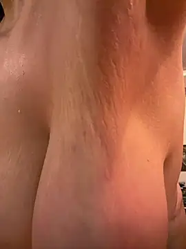 Magenta_Moon - Show de aceite (Show oil) 😋