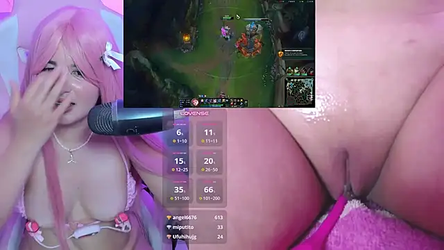 Natsuki_star - standing position with fuckmachine