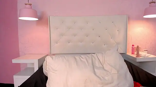 ScarlettBlaair - dick on face