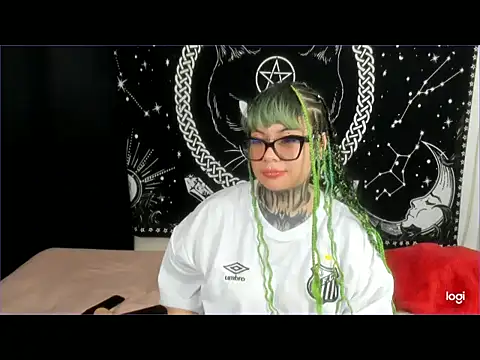 Driana_atee - get naked and ride dildo