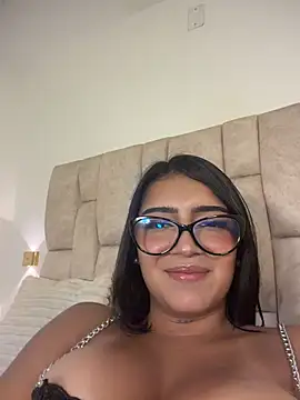 Nicolegh_ - Get naked oil in ass+bounce in doggy! 😈