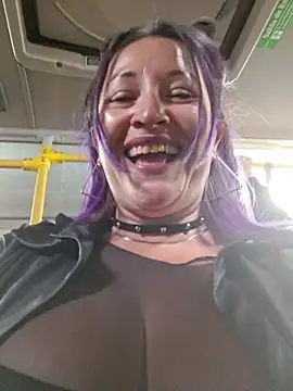Sophie_banger - Make me horny Tits out & massage 🥵