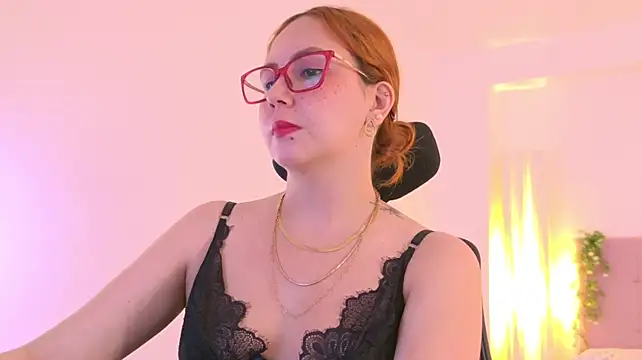 MistressErza - OIL BOOBS + TEASING