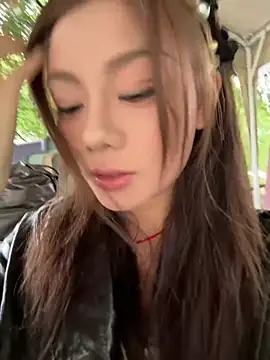 Asia-GoodLuck - 户外公园自慰喷水