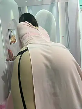 Nana-19 - Show boobs oil