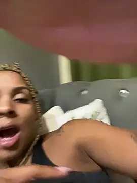Julixxx22 - finger ass