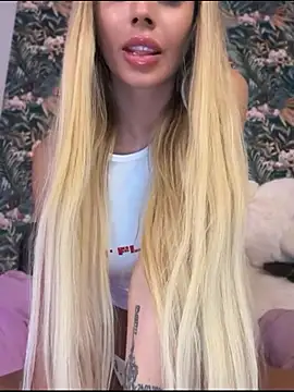 LaraAmosX - 🔥 DESTROY MY PUSSY WITH HARD VIBES