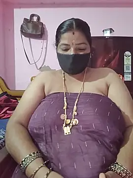 Tamil_lathikaaa - Nude show on dress