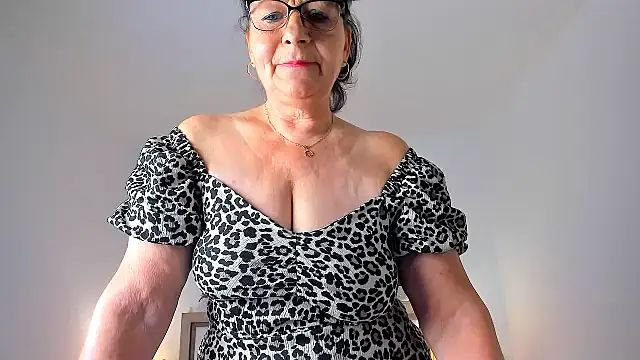 Sweetangell69_ - Flash boobs