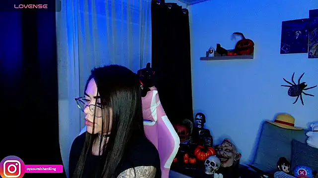 Nicorobinn - lush ass with squirt a lot juice