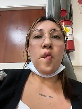 KittyObsession - Remover bra 🤫🤫