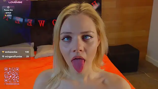 Brittney_Shaw - hands free!!