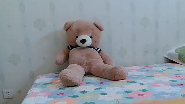Emgirl-00 - 请赐我一点好运吧 上空乳液揉胸