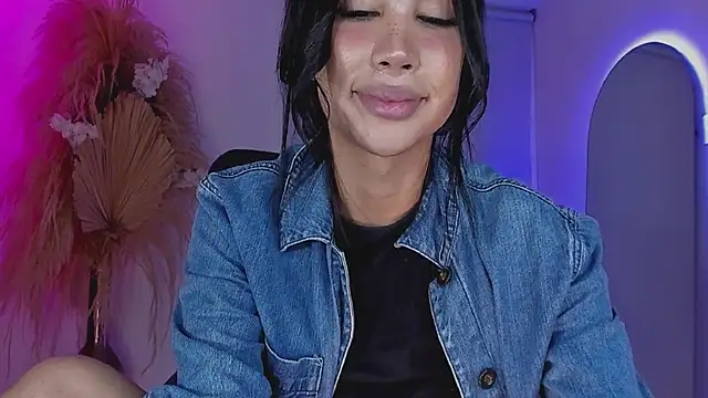 GarciaMilu's Live XXX Chat