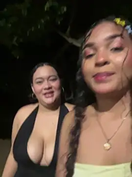 Dakota_JE - 🔥Both girls' tits in oil🔥