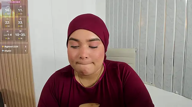 Habi_arabic - show boobs