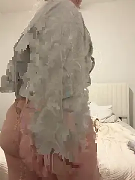 AnnieAscott - slap pussy and rub it👅