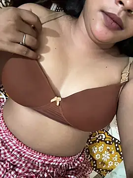 Heena-khan-12 - Boobs show and face show