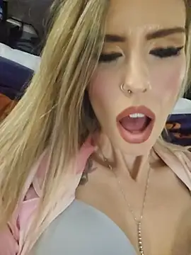 Ellieconradxo - Panties off & Deepthroat 10 inches