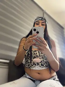 LilacNoir - 😈 TAKE OFF TOP😈