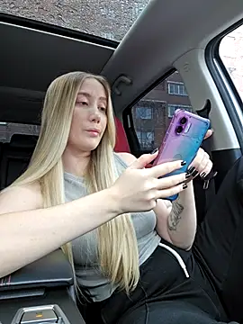 SvetLive - Big squirt in car 💦💦💦