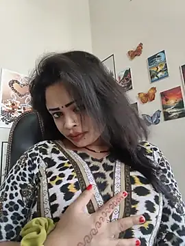 Pinky-2 - Oiling My Sexy Pussy Hole