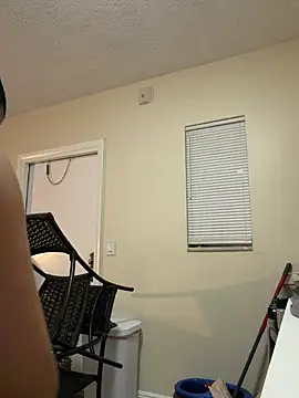 Allybluee777 - Finger Pussy +3 min control