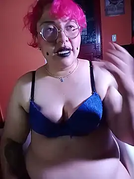 Bruja_sscarlata - spit titties