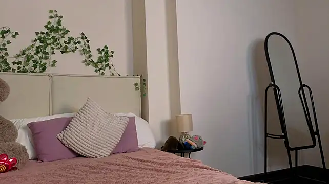 Charlotte_Stee