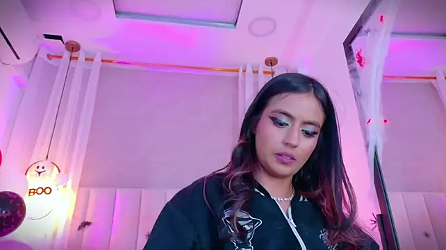 Emily_bank - PUSSY PLAY