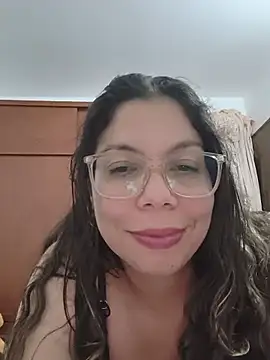 Carliina_Soussa - Mostrar cuerpo , vagina tocándose