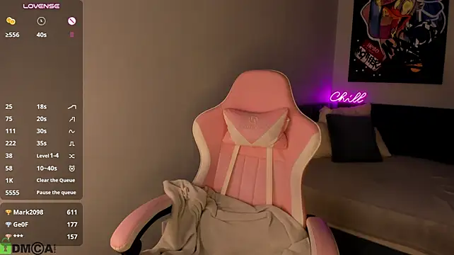 Jennifer_Wadee - boobs massage
