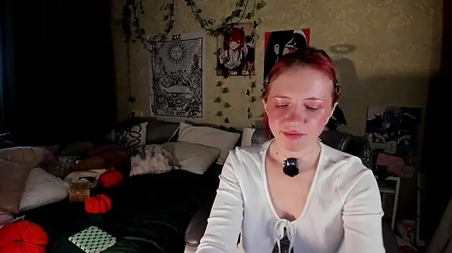 Lola_chans - stand up twirl show beautyfull body