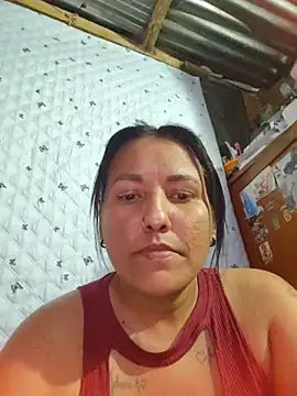 Emma_47 - Off muy bra