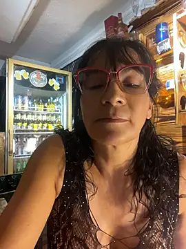 _Pamela04 - 2 fingers in the ass hole in the bar