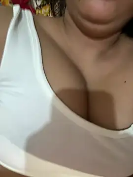Heena-khan-12 - Boobs show and face show