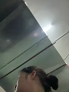 Amy1688 - 脱内裤直播一分钟