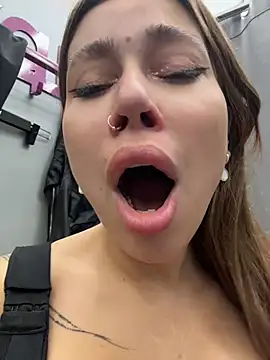 Jucie_Boom - RELEASE MTY PUSS FROM PANTIES PRISON!