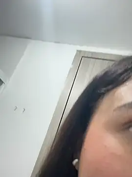Zoe_lu - Fingers in my pussy in a bathroom😈🔥