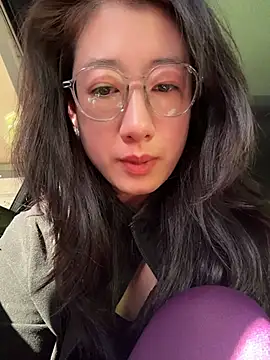 Weiwei103 - 脱掉胸罩