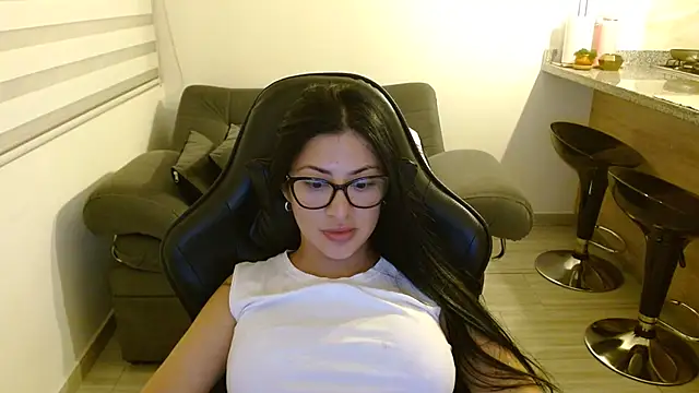 Mia_Paradis - 🥵CONTROL OF TOYS X 10 MIN🥵