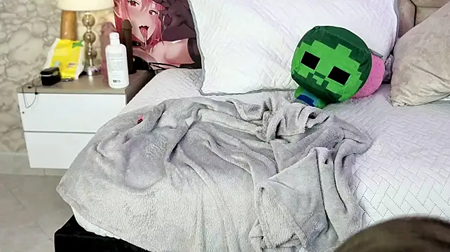 Ary_angel_ - plug in my ass:)