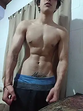 Sempai_Moon - me la chupa y acabo en su boca