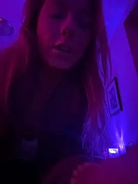 Prettymouthpeach - Cum show