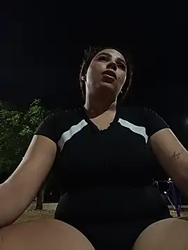 Mommy-Hot - Strange Touch my Tits In the park Public