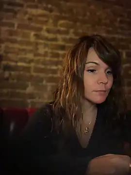 BaileyMFox - Buzz me in the restaurant