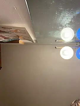 Latinamommy26 - Tits out 5 mins