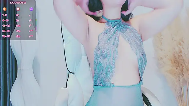 Daniela-rush - tease me wet ☝️😛
